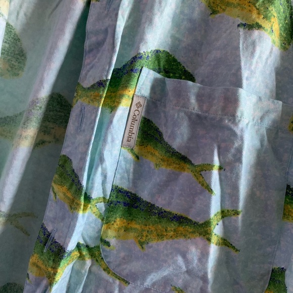 Mens Columbia Size Large Green and Yellow Fish Print button down - Picture 2 of 5